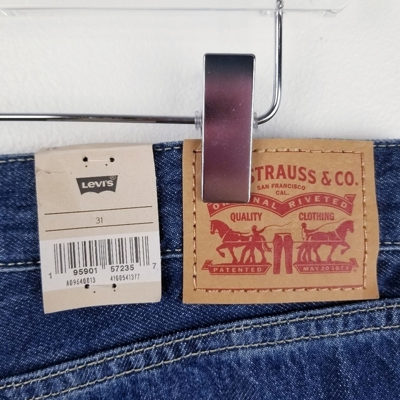 Levi's Low Pro Mid-Rise Straight Jeans NWT A09640013 Women's size 31 - Picture 8 of 12